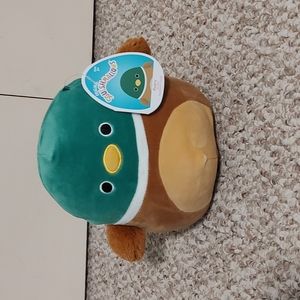 Avery the Duck Squishmallow 8"
